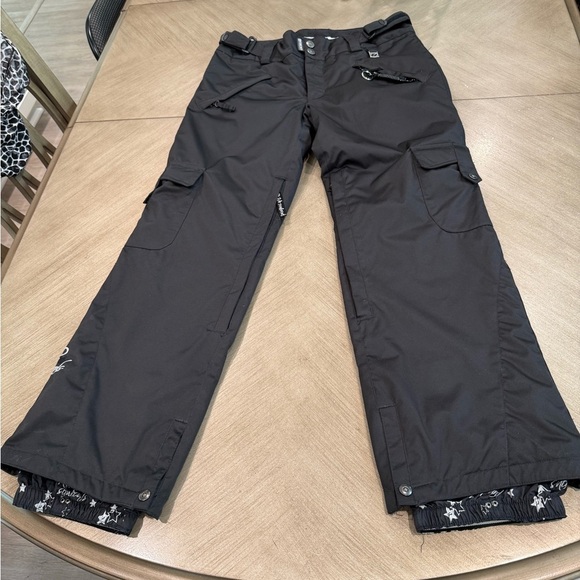 Ride Snowboards Pants Size Small Black 5,000 Waterproof Breathable Lined straps - Picture 8 of 12